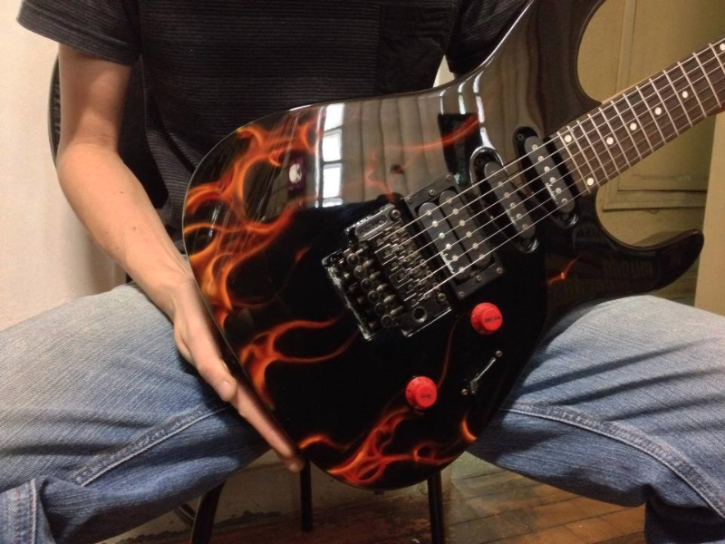 LUTHIER-PINTURAS DE GUITARRA - Mundo das Cordas Luthier BH